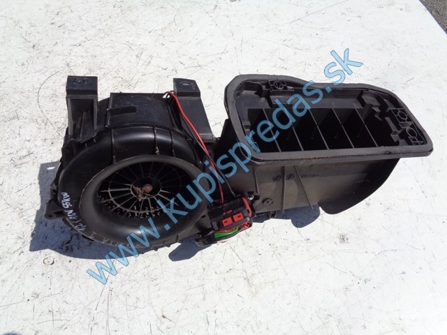 vnútorný ventilátor kúrenia na renault tháliu II, 7700421900